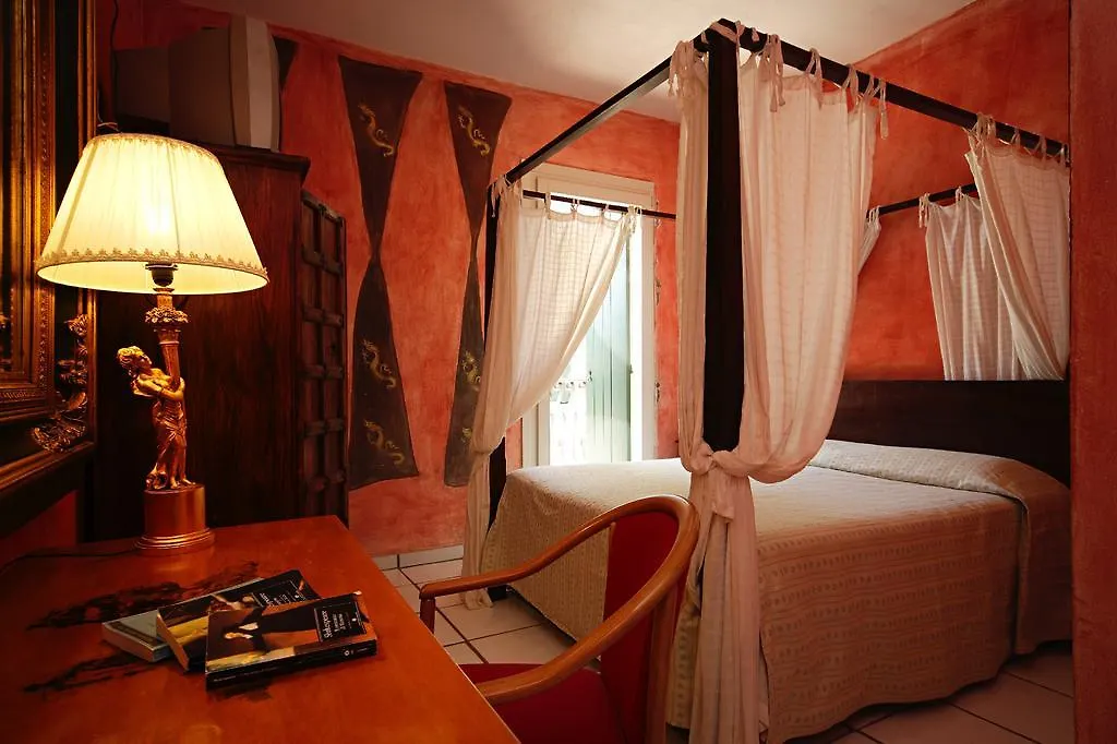 Venice Hotel Villa Dori Marghera 3*,