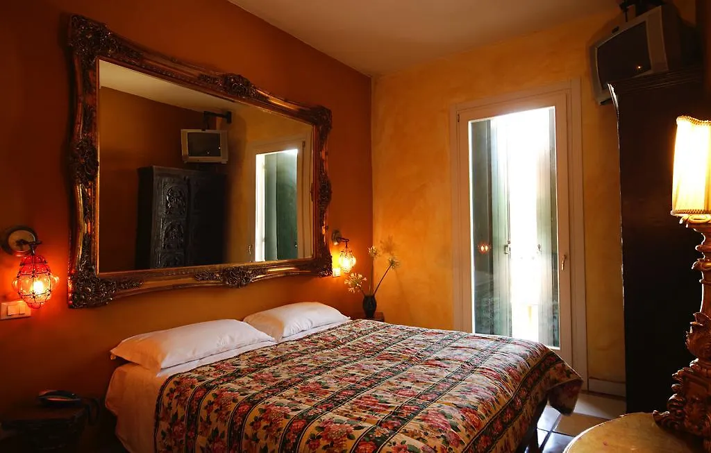 ***  Venice Hotel Villa Dori Marghera Italy